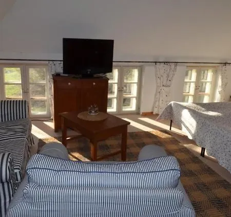 Reethaus Rosengarten Ruegen, Gegenueber Von Hiddensee Apartament