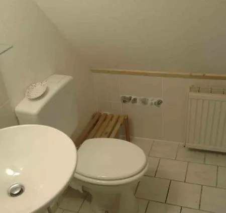 Reethaus Rosengarten Ruegen, Gegenueber Von Hiddensee * Schaprode