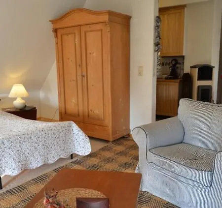 Apartament Reethaus Rosengarten Ruegen, Gegenueber Von Hiddensee *