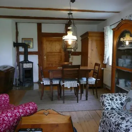 Reethaus Rosengarten Ruegen, Gegenueber Von Hiddensee Apartmán Schaprode